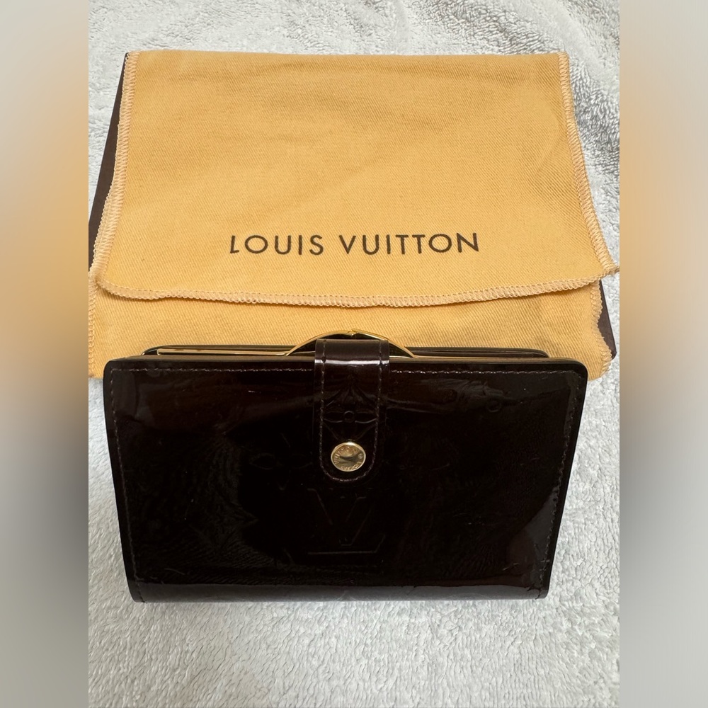 Authentic Louis Vuitton Monogram Vernis PM Wallet Dark Red Burgundy